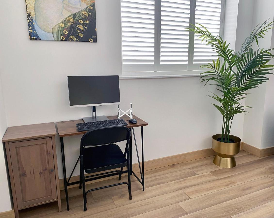 Luxury 1 Bedroom Duplex With Free Parking Plymouth Buitenkant foto