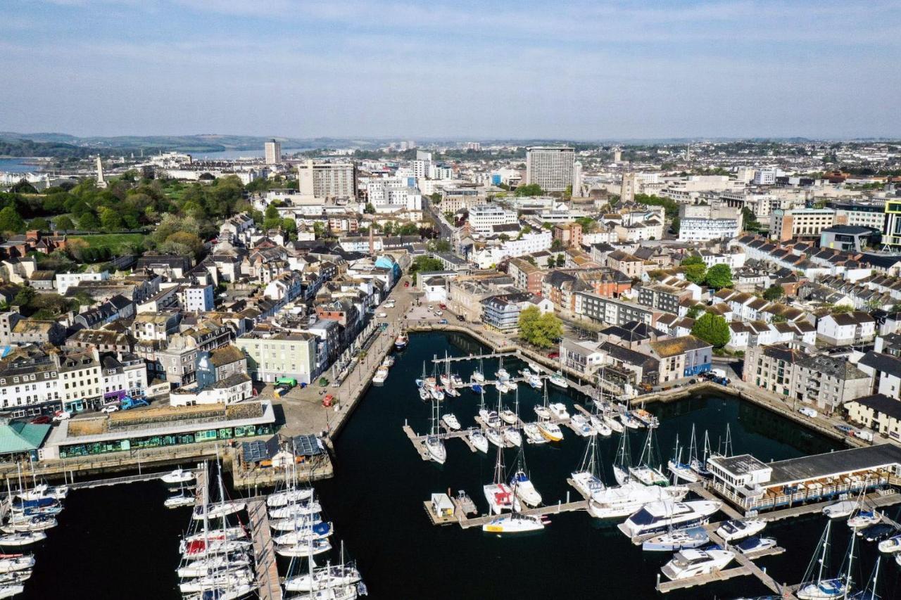Luxury 1 Bedroom Duplex With Free Parking Plymouth Buitenkant foto