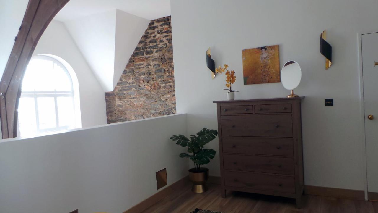 Luxury 1 Bedroom Duplex With Free Parking Plymouth Buitenkant foto