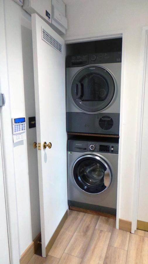 Luxury 1 Bedroom Duplex With Free Parking Plymouth Buitenkant foto