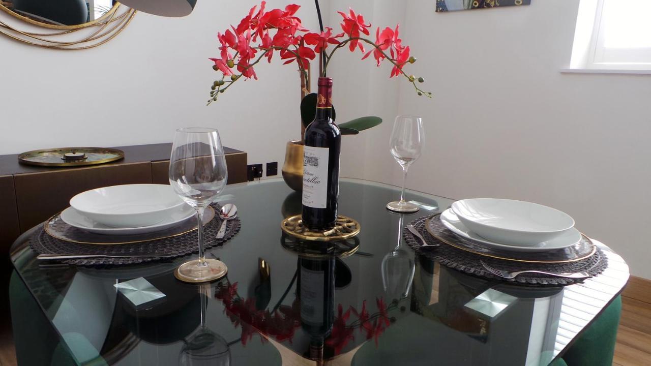 Luxury 1 Bedroom Duplex With Free Parking Plymouth Buitenkant foto